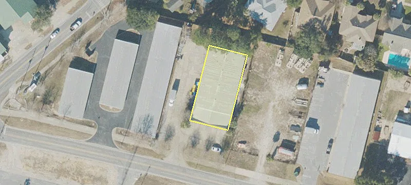 257 Azalea Dr