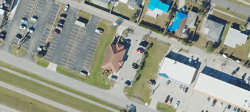 14487 Tamiami Trl