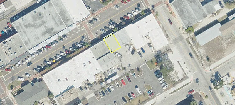 320 Corey Ave