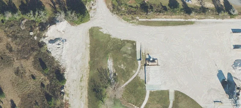 186 Commerce Dr