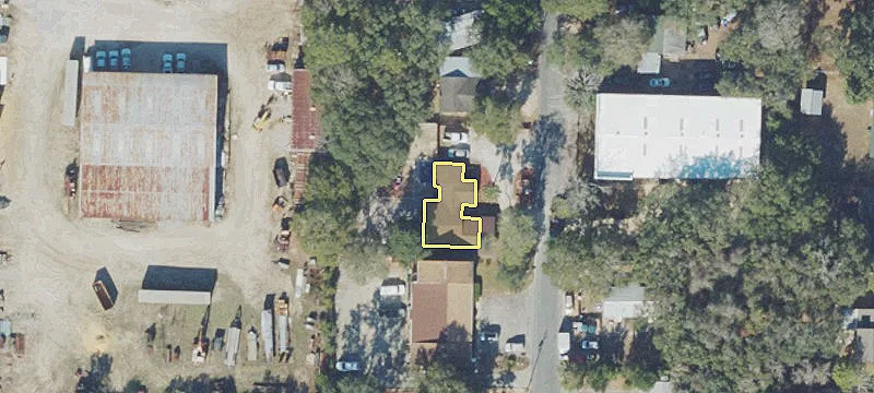 110 Truxton Ave