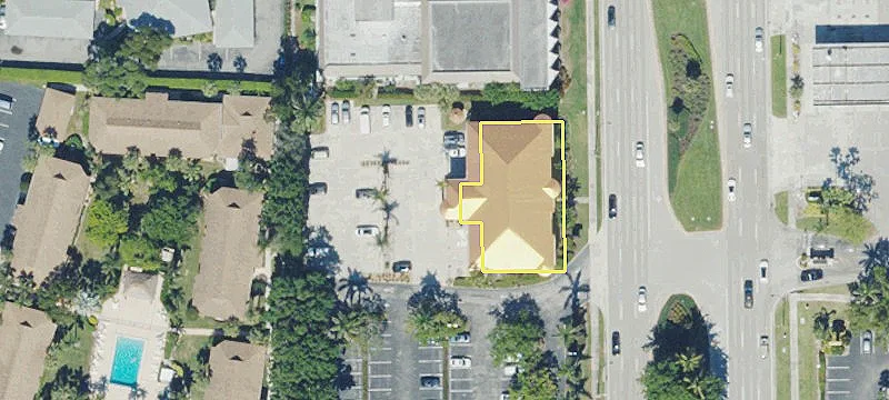 3255 Tamiami N Trl