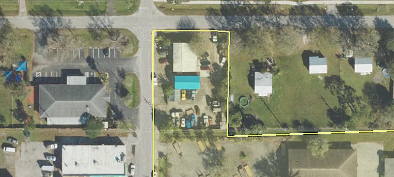 108 10th Ave
