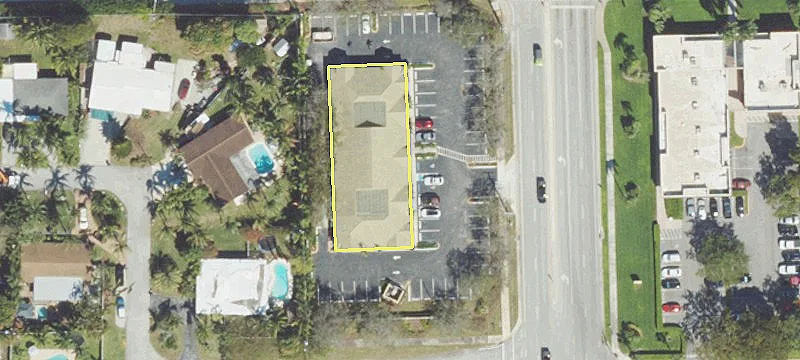 200 Glades Rd