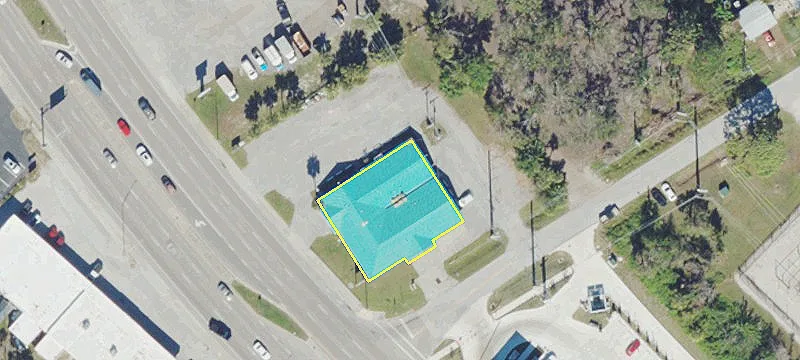 2269 Tamiami Trl