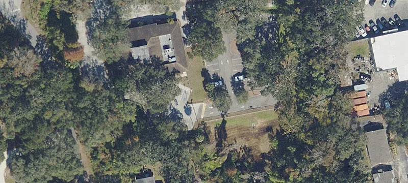 10509 Riverview Dr