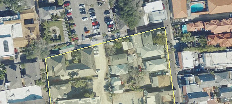 21 Hypolita St