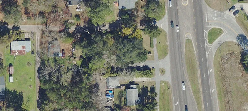 3052 Hwy 17us