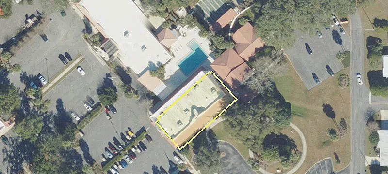 1403 Paradise Dr
