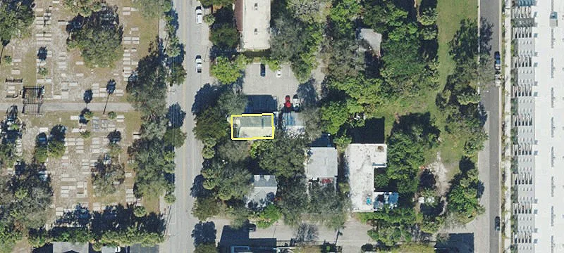 830 Central Ave