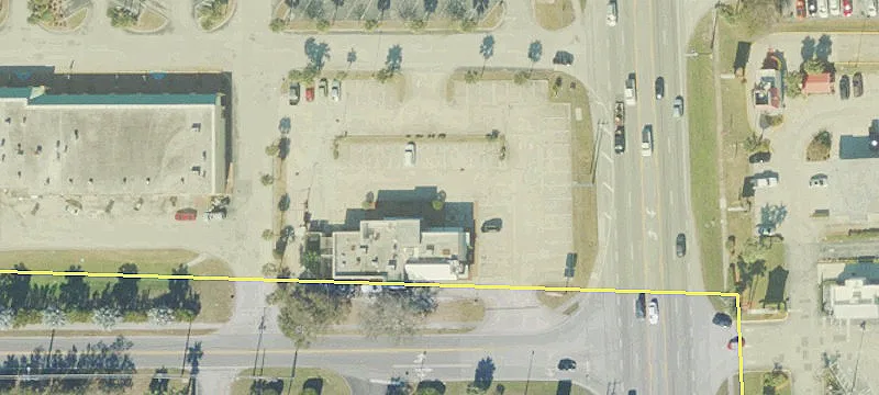 1455 Courtenay Pkwy