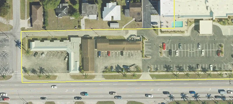 335 Sugarland Hwy