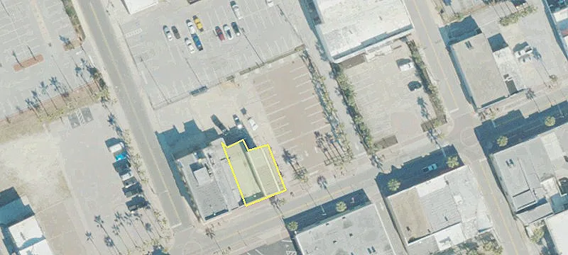 713 Main St
