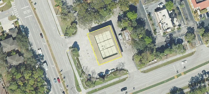 1350 Greenview Shrs Blvd