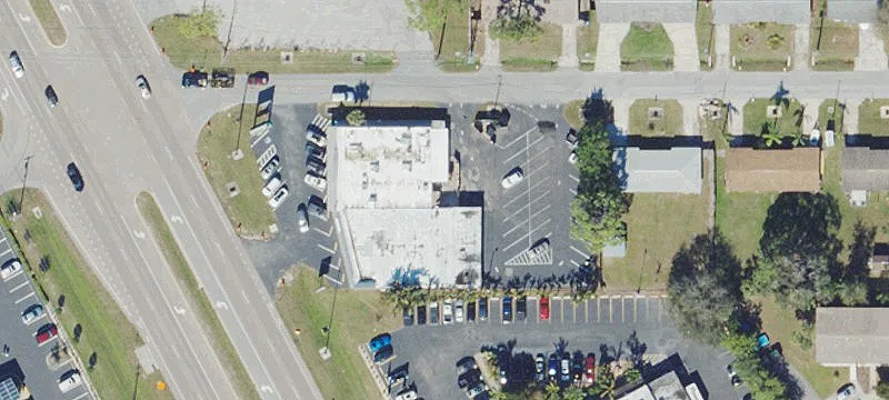 7261 Tamiami Trl