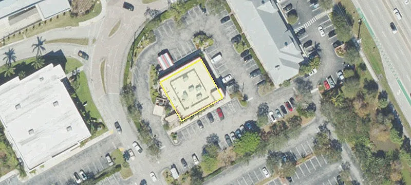 2000 Fischer St