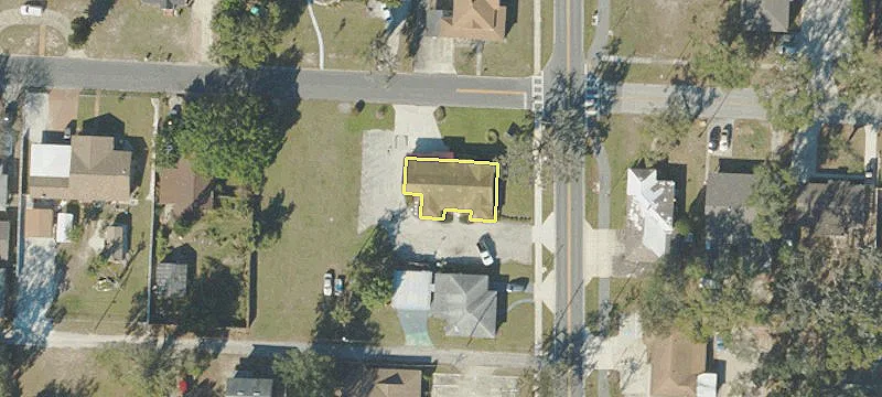 700 Ave B SW B