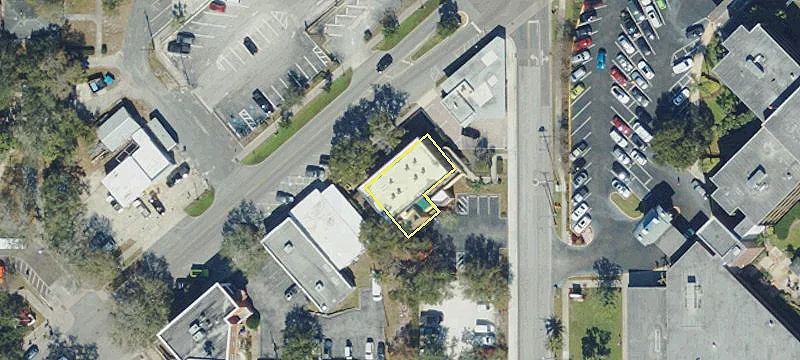 595 Main St