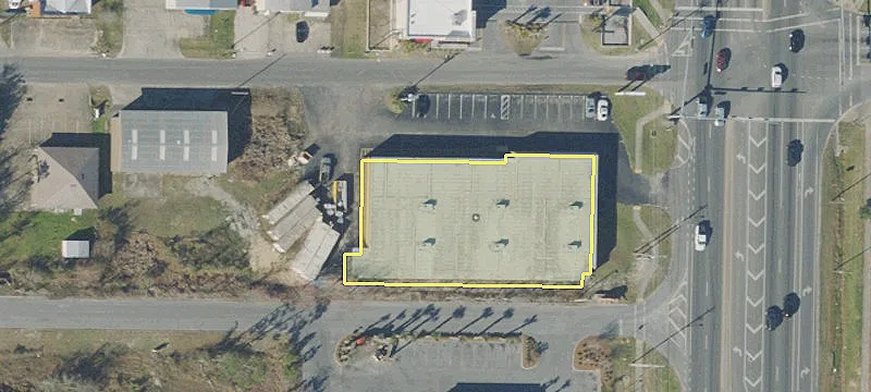 2116 Hwy 77