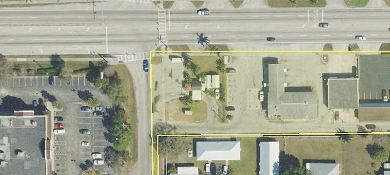 444 Sugarland Hwy