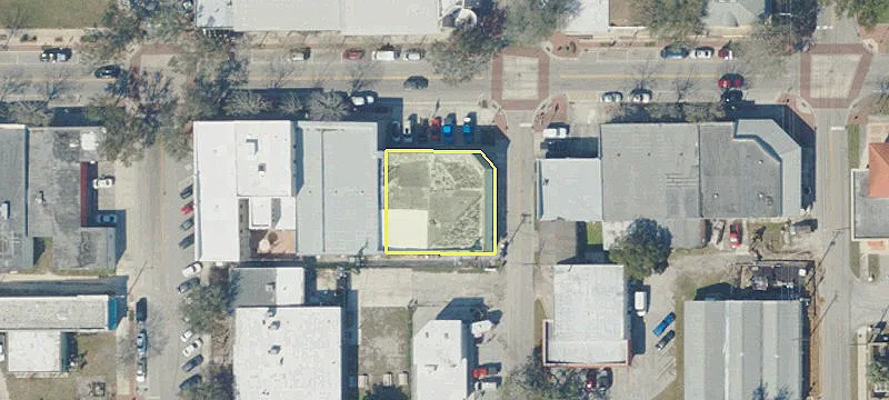465 Main St