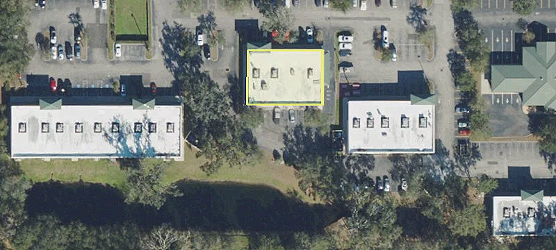 203 Bloomingdale Ave