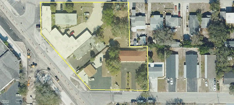 1466 De Leon St