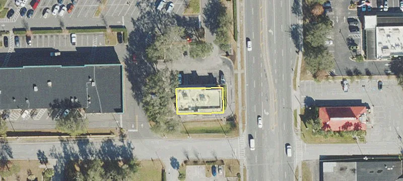 1438 Woodland Blvd