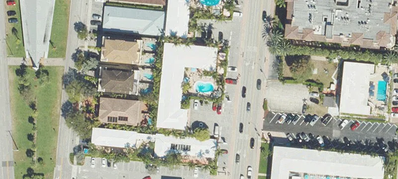 4433 Ocean Dr