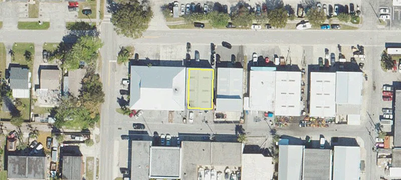 140 Evernia St