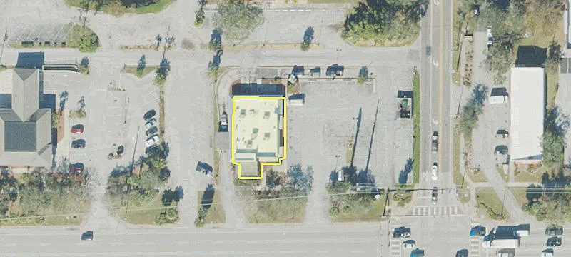 380 Merritt Is Cswy