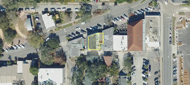 461 Main St