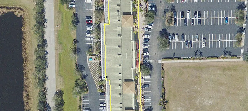 21740 Tamiami Trl