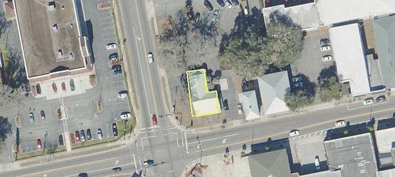 69 Macclenny Ave