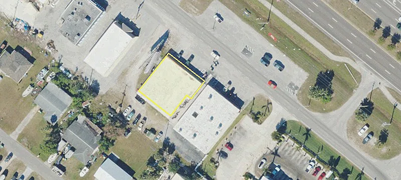 3265 Tamiami Trl Ste D