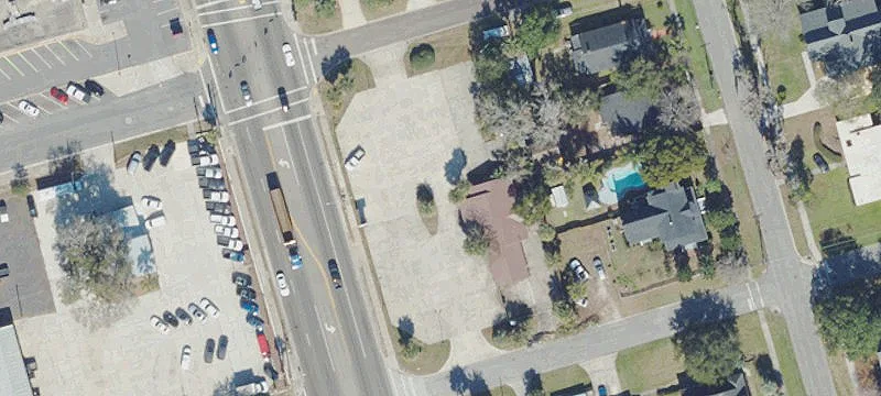 320 Orange Ave