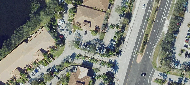 111 Weston Rd