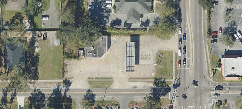 1909 James L Redman Pkwy