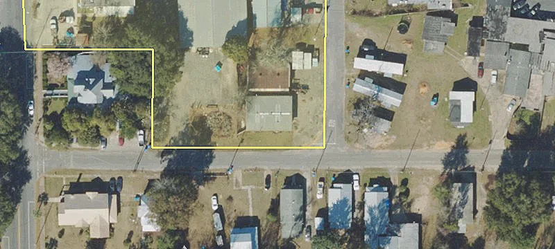24 Cemetery St