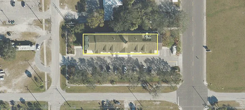 203 2nd St