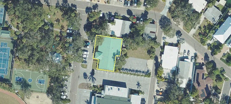1515 Bay Palm Blvd