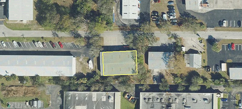 925 13th Ln
