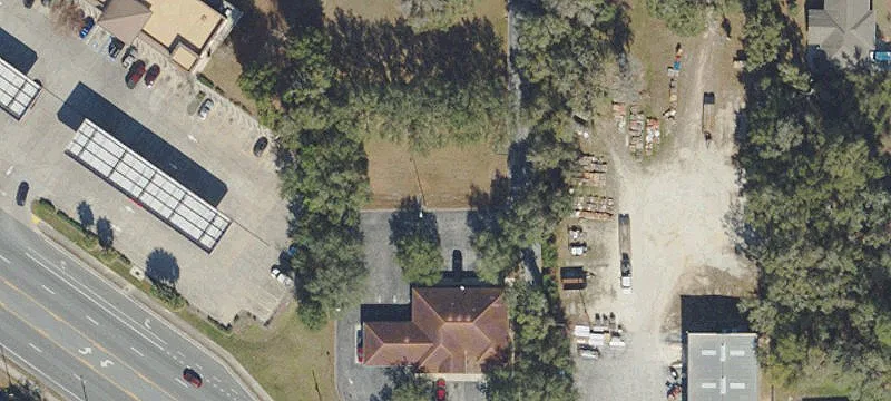 2080 Hwy 44th W