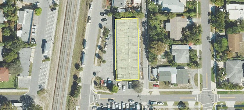 235 2nd Ave