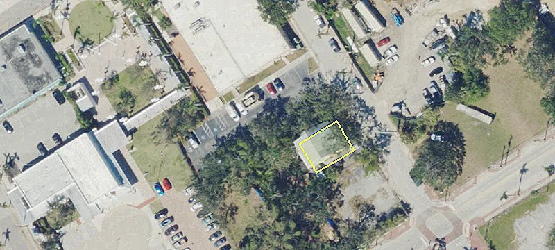 1630 Royal Palm Ave