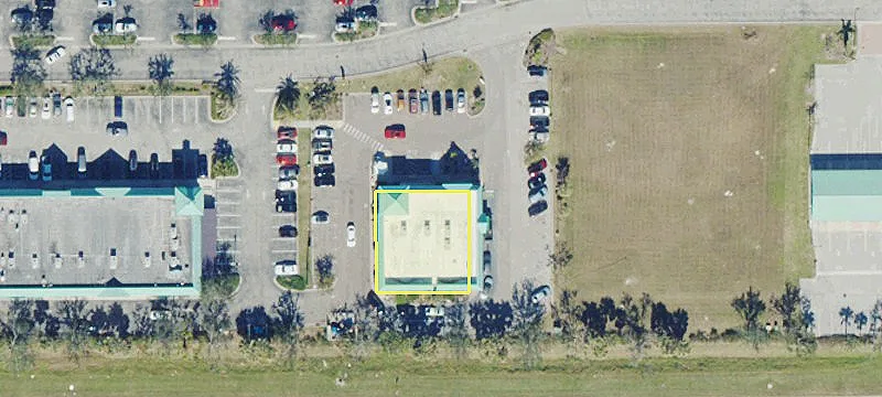 2390 Surfside Blvd