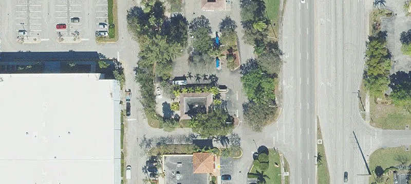 1051 Powerline Rd