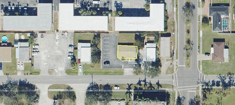 1224 Ridgewood Ave