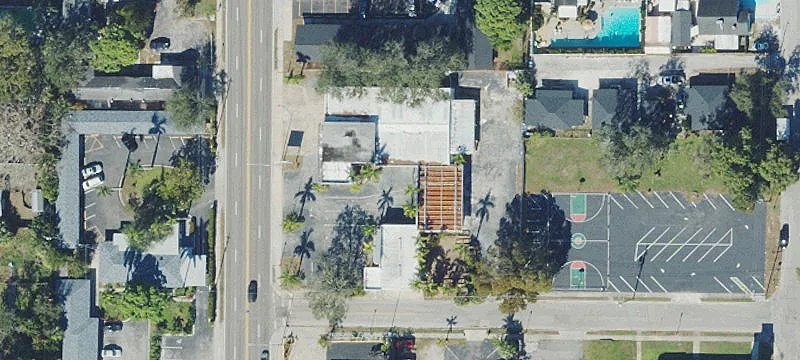 1505 Tamiami Trl