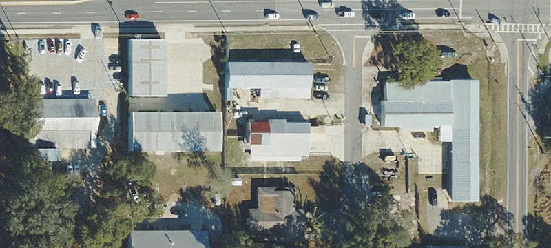 306 Iona Ave